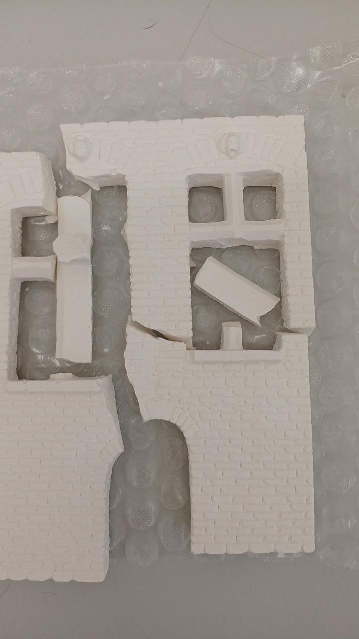 割れ、破損有り