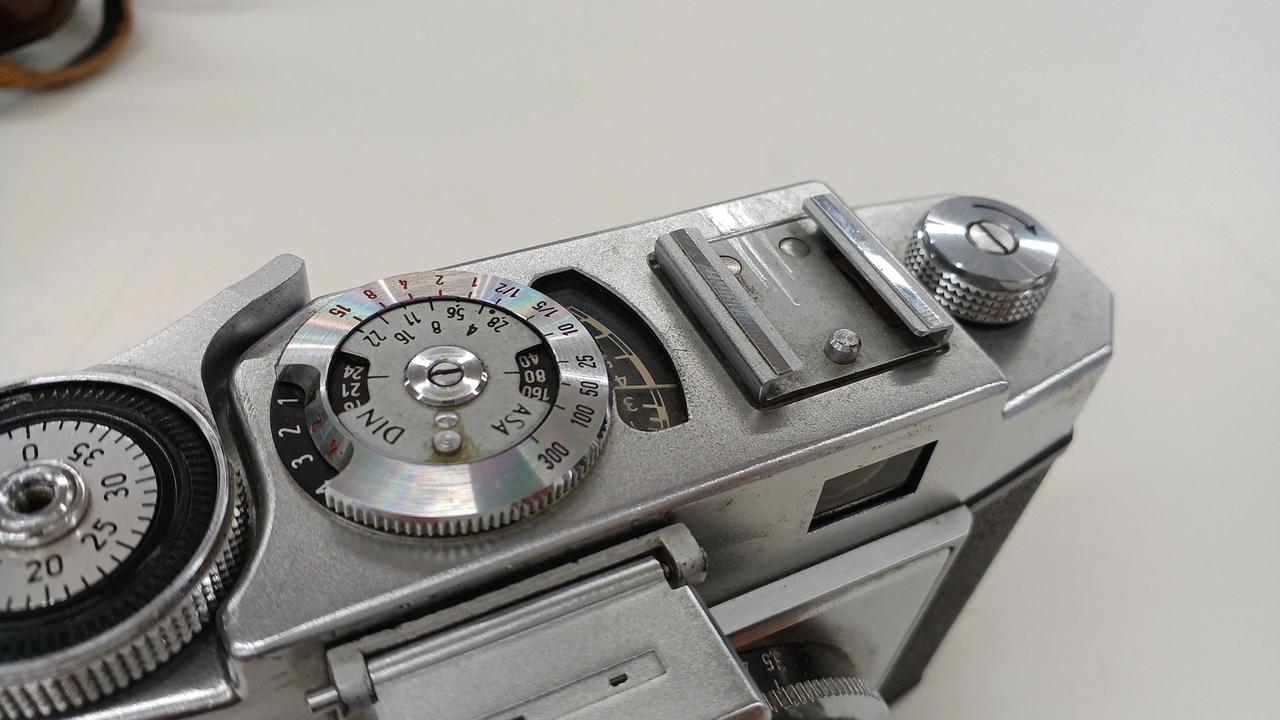 レア物　ZEISS IKON 2.8/50 フィルムカメラ ケース付き ZEISS IKON フィルムカメラ」の買取実績・相場-カメラ買取なら