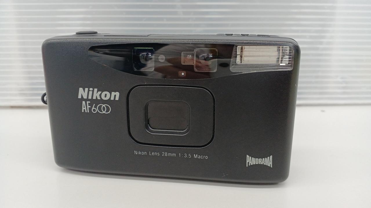 ✨️momo様✨️Nikon コンパクトフィルムカメラ AF600 ニコンミニ】Nikon AF600 QD レビュー | 収差Love