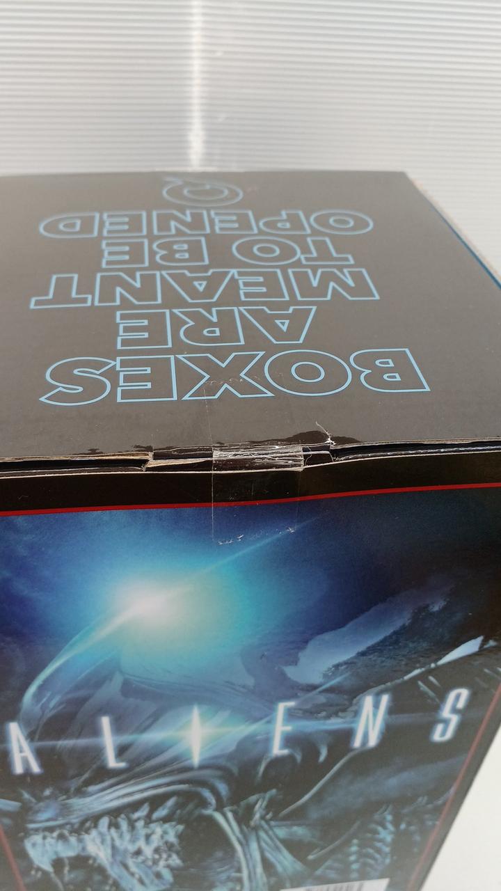 セロテープ付着有りです。