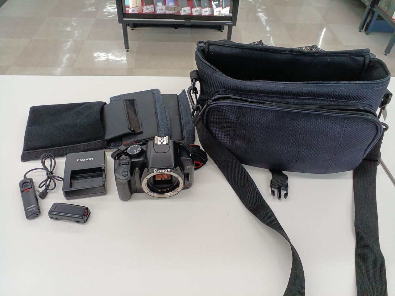 Canon デジタル一眼レフカメラ 本体 バッテリー付き CANON|デジタル一眼レフカメラ|【ハードオフ公式通販】オフモール