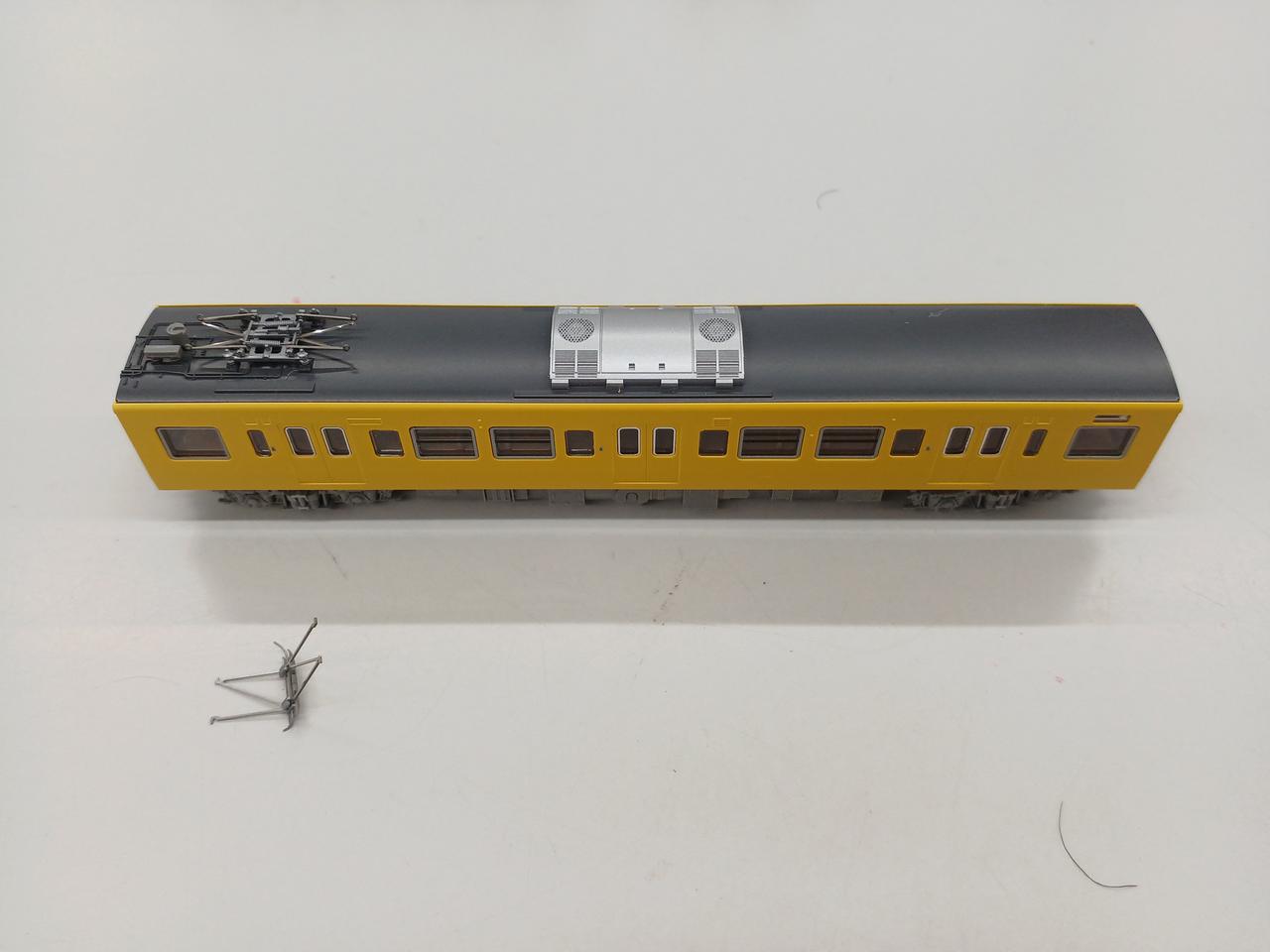 M車パンタグラフ取れてます
