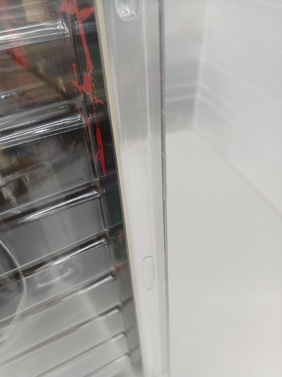 セロテープでとまってます