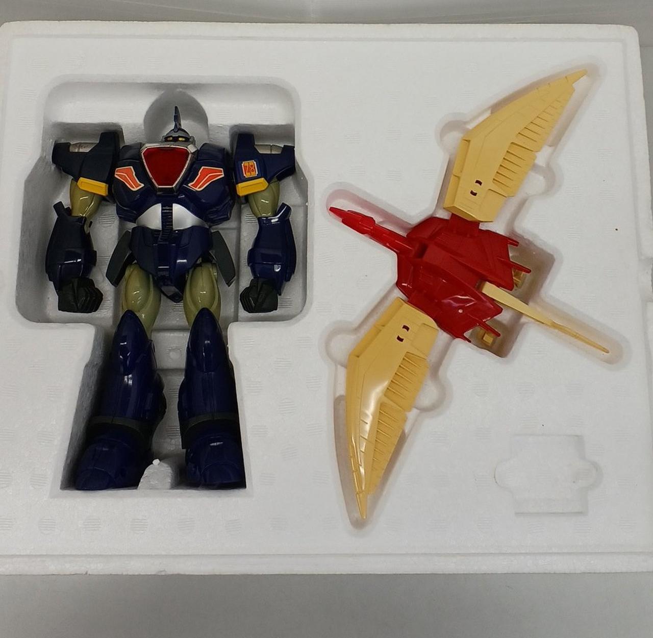 Takara Tomy - 鉄人28号ブロンズ像　タカラ mqdefault.jpg