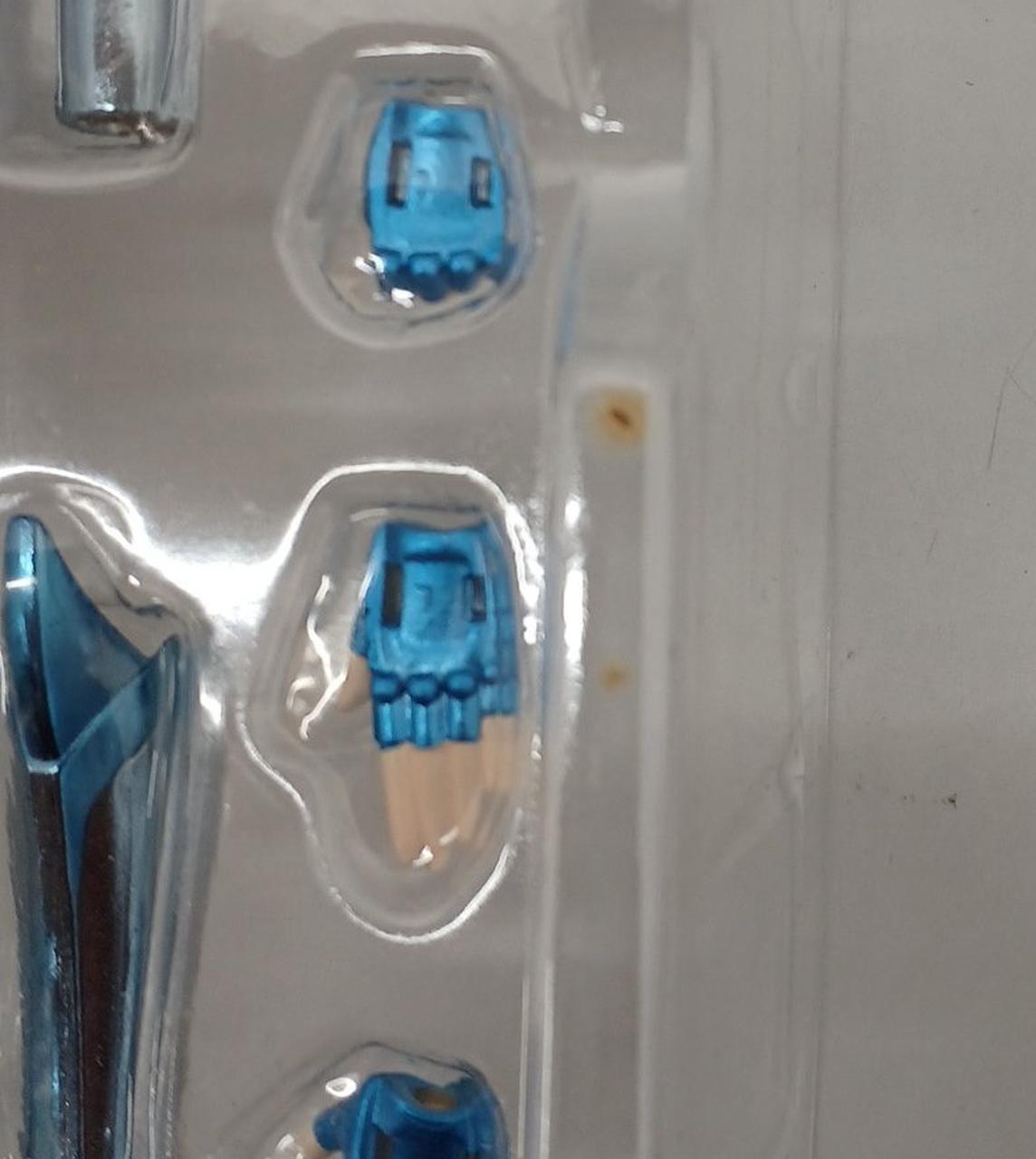 内ケースに汚れあり