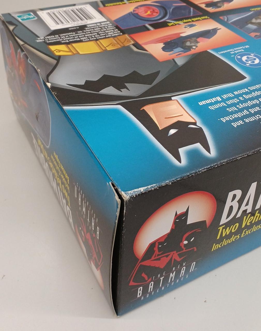 外箱の角に傷み有り