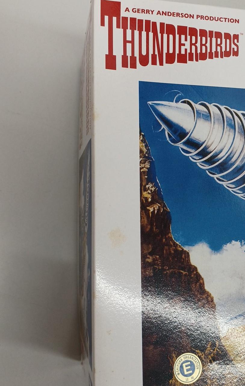 外箱にシミ有り