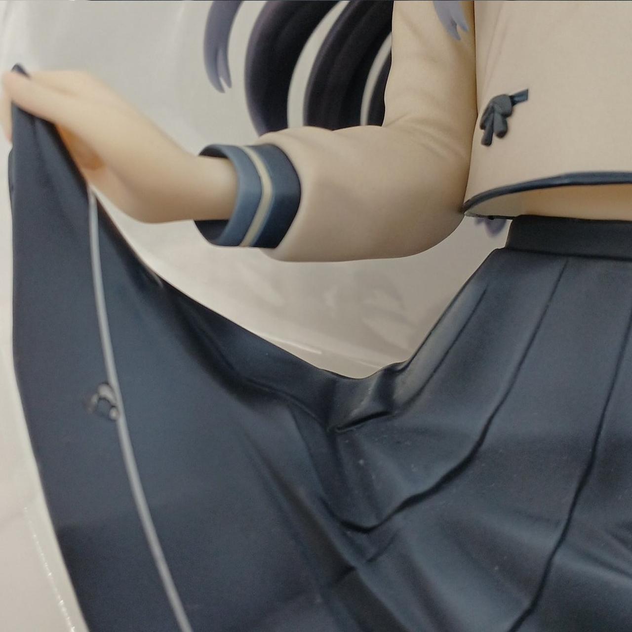 スカートのリボン破損欠品