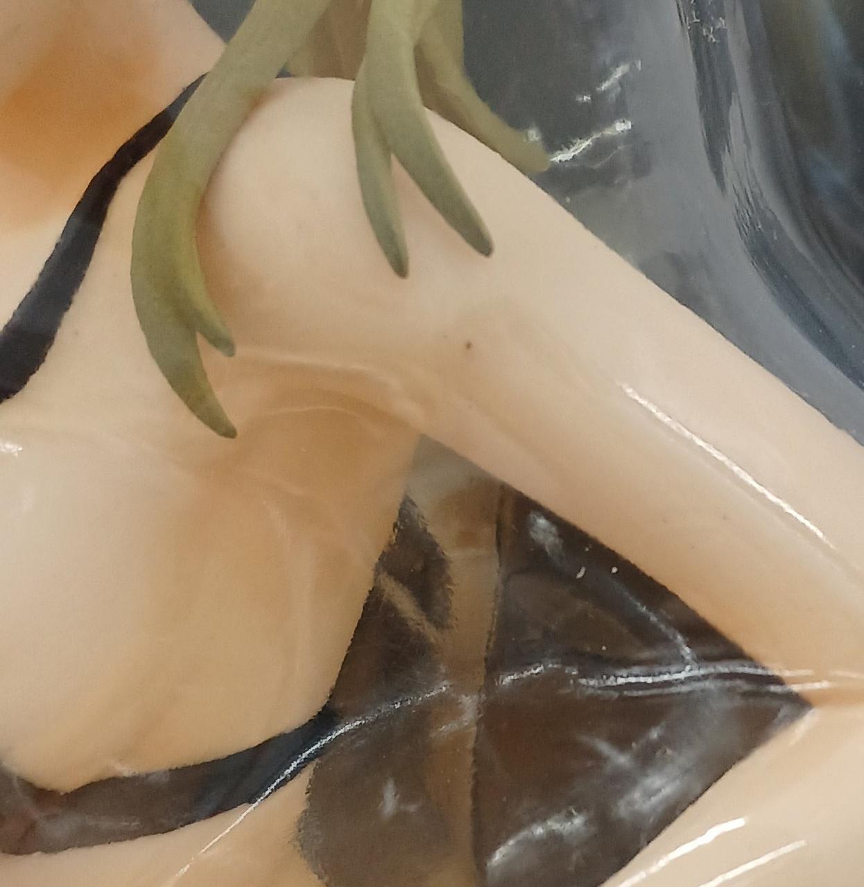 二の腕汚れ有り