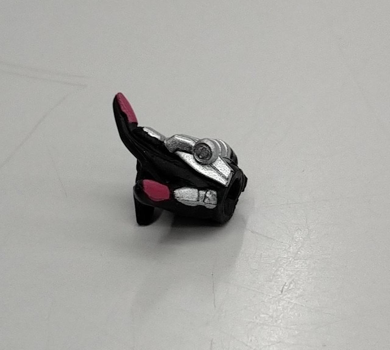 指先変形しています