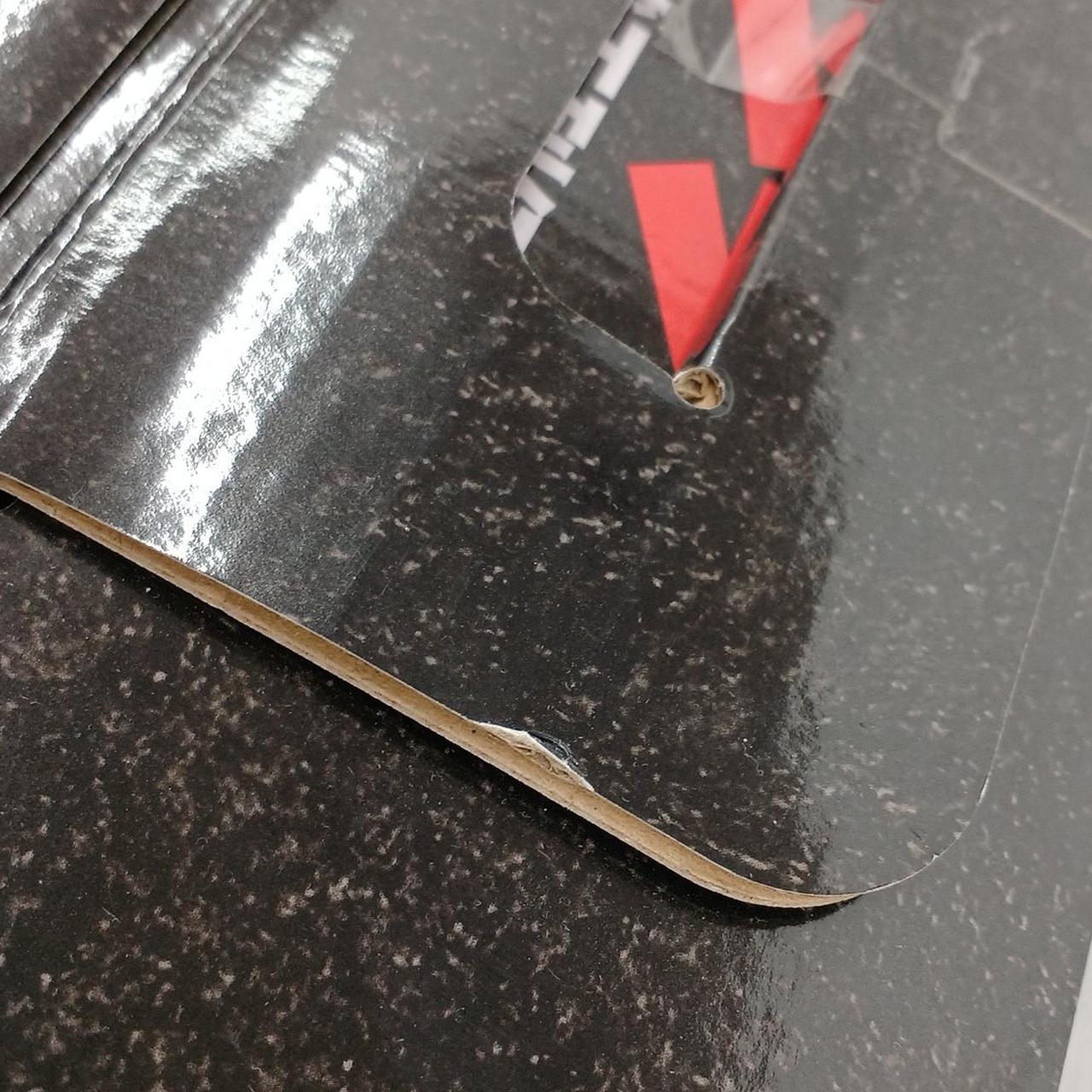 持ち手部分、めくれあり