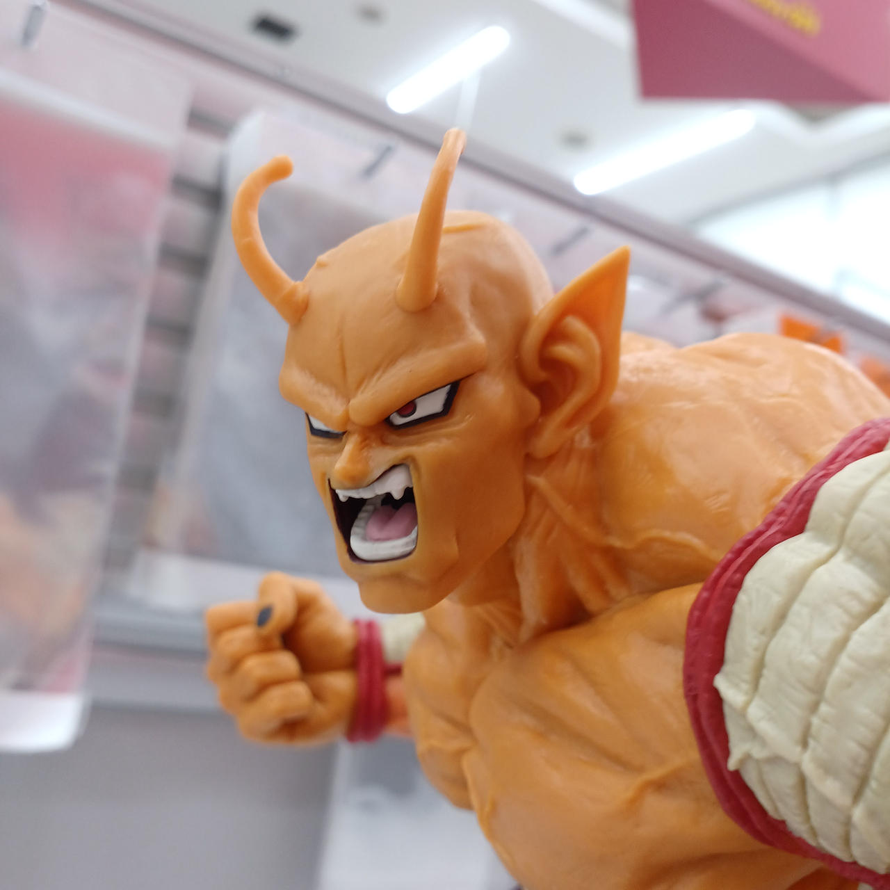 迫力満点の表情！