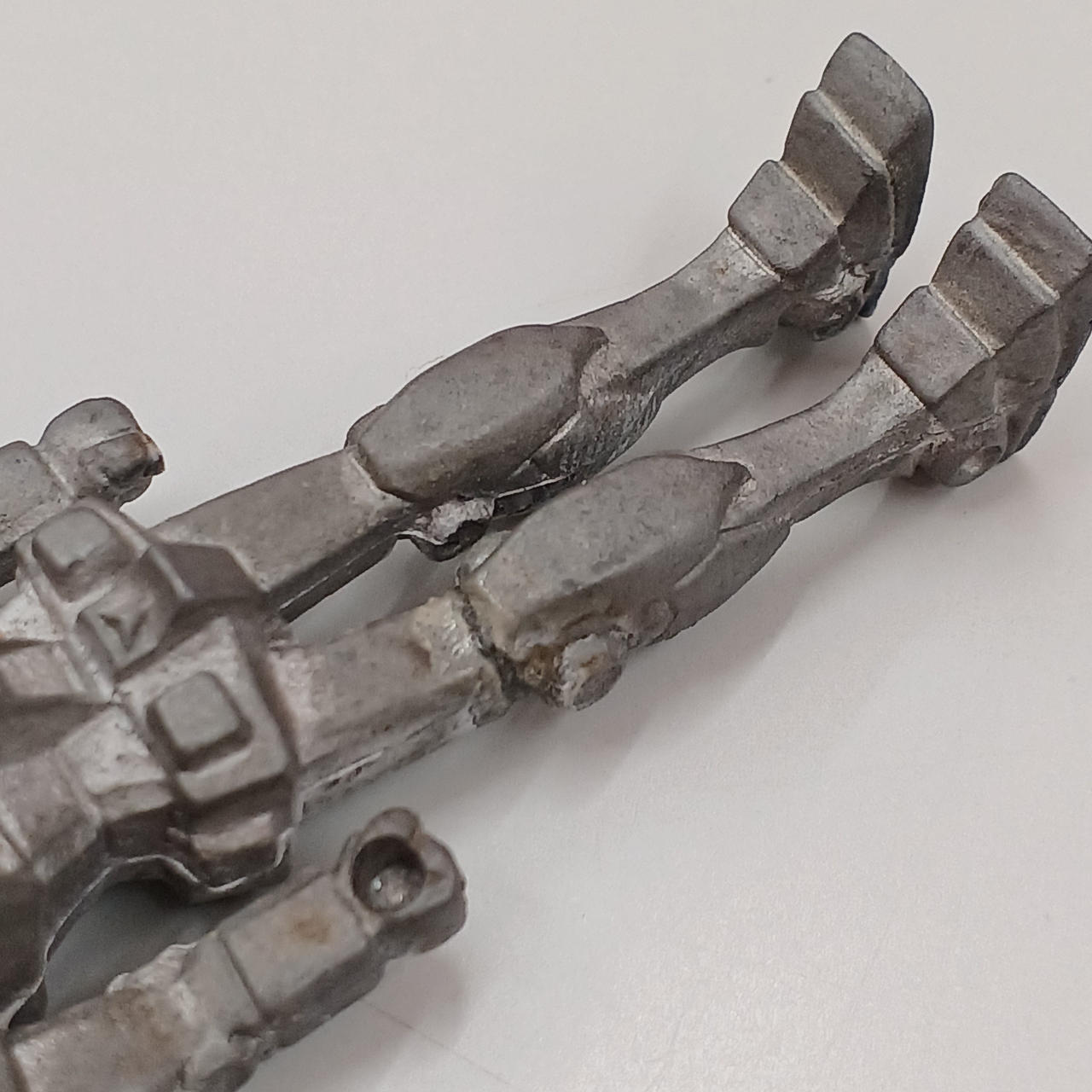 接着剤のあとあり