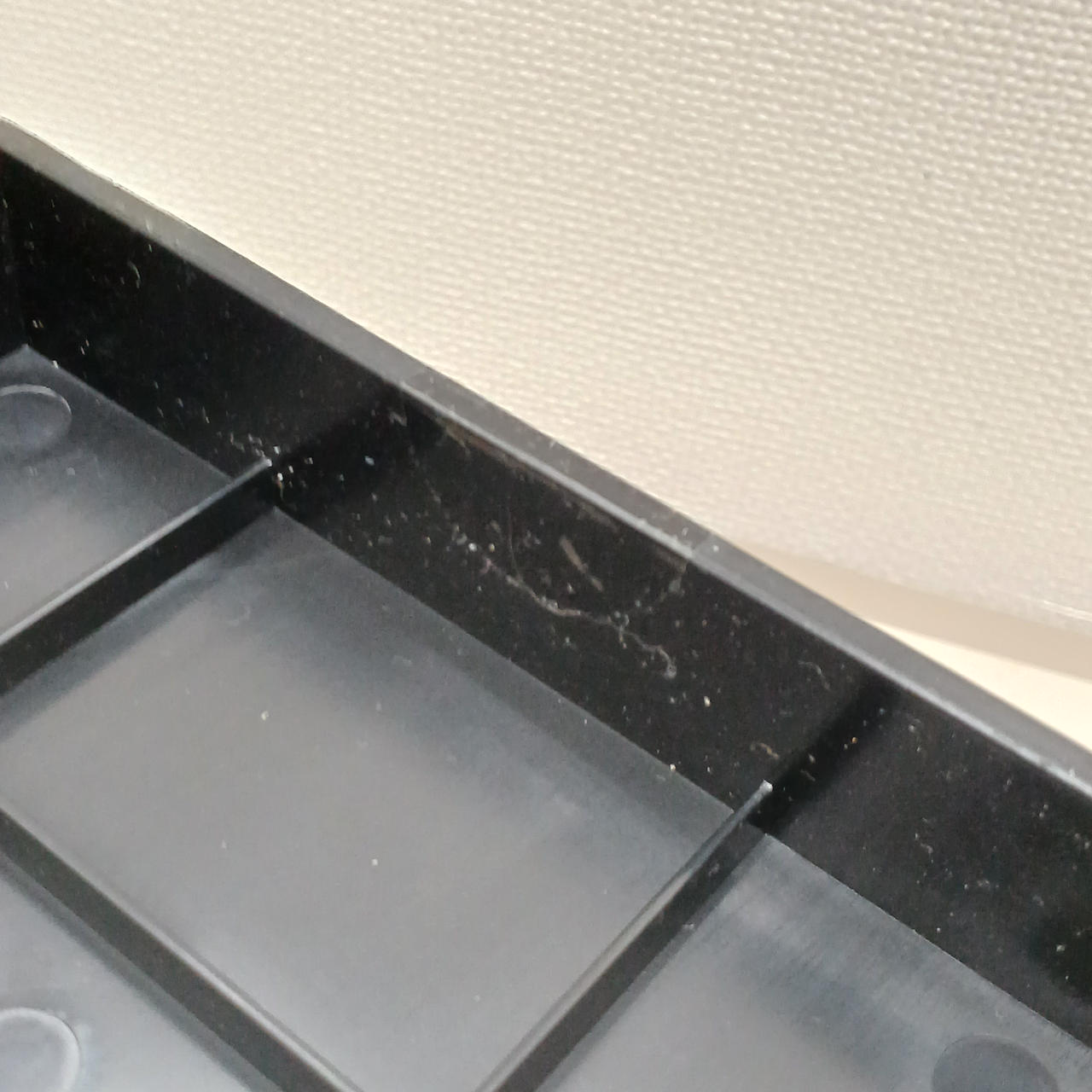 プラケースからは未開封品