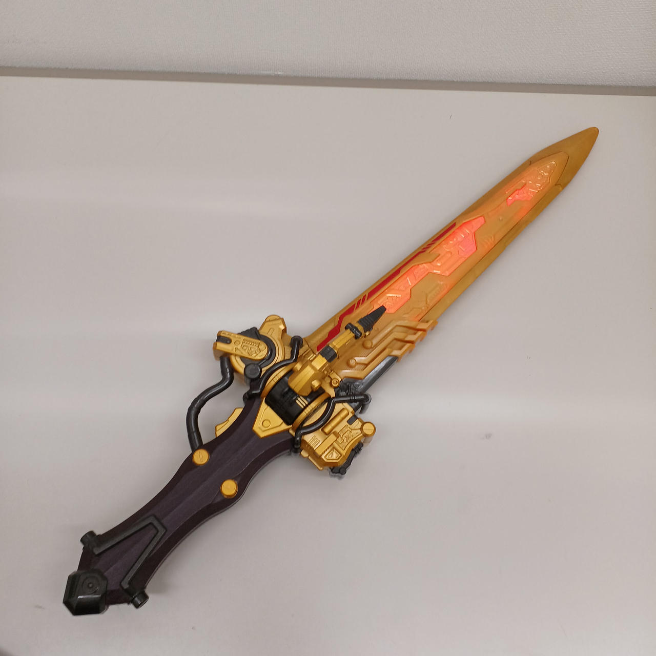 光りました鳴りました