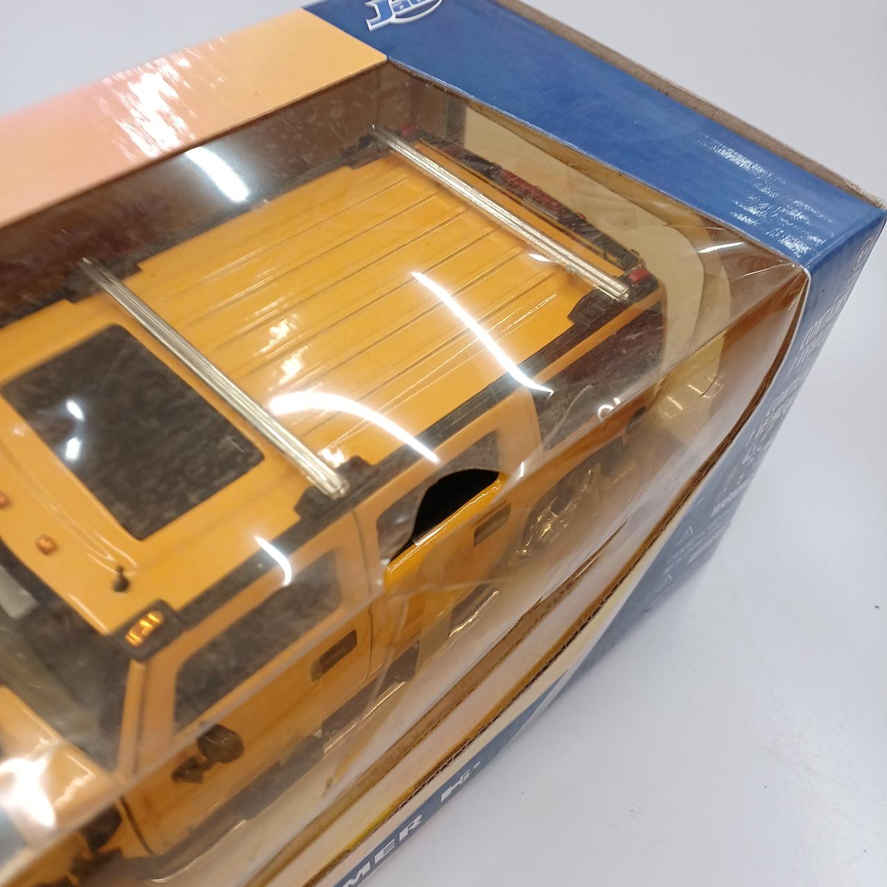 プラスチック劣化して、穴開きあり