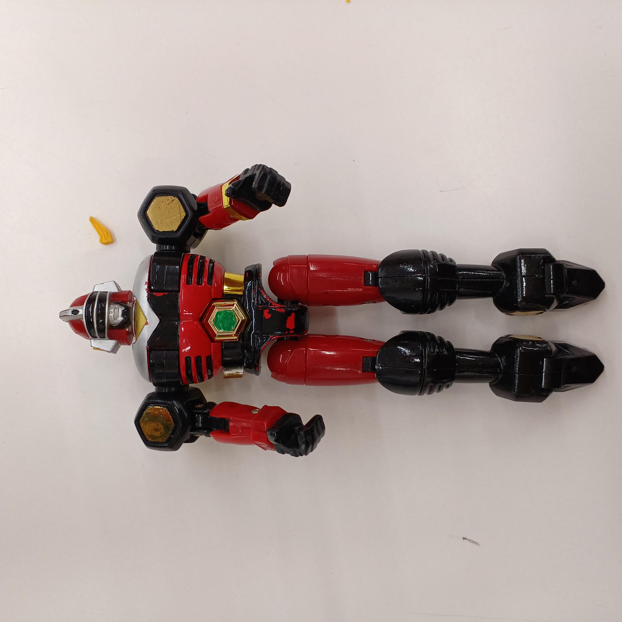 中の搭乗員です。経年劣化ございます