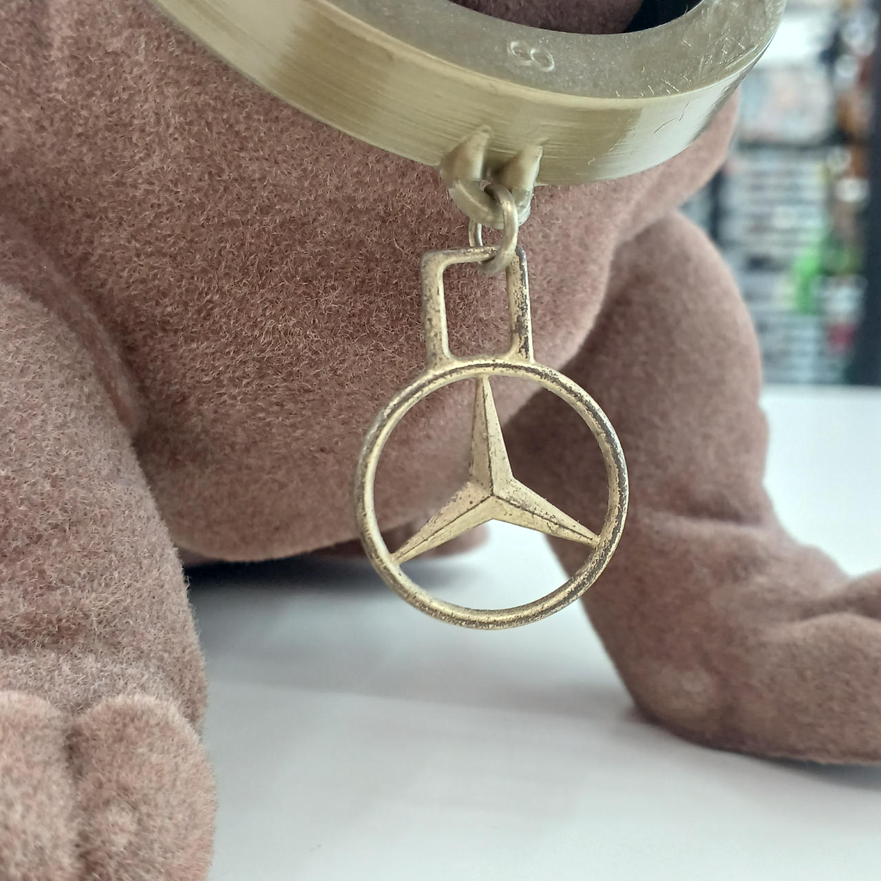 アクセサリー経年劣化感じます。