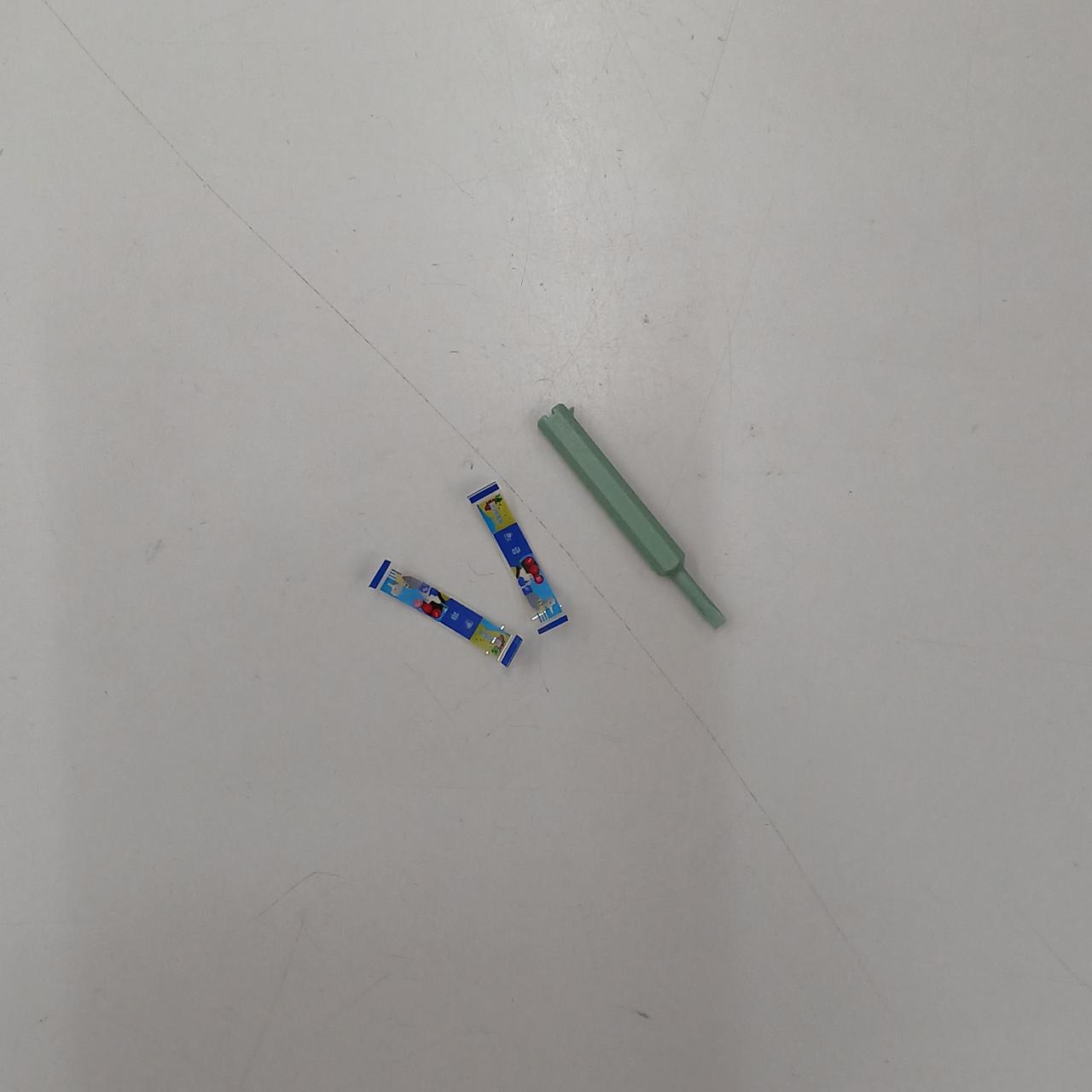 バラのパーツが入っております