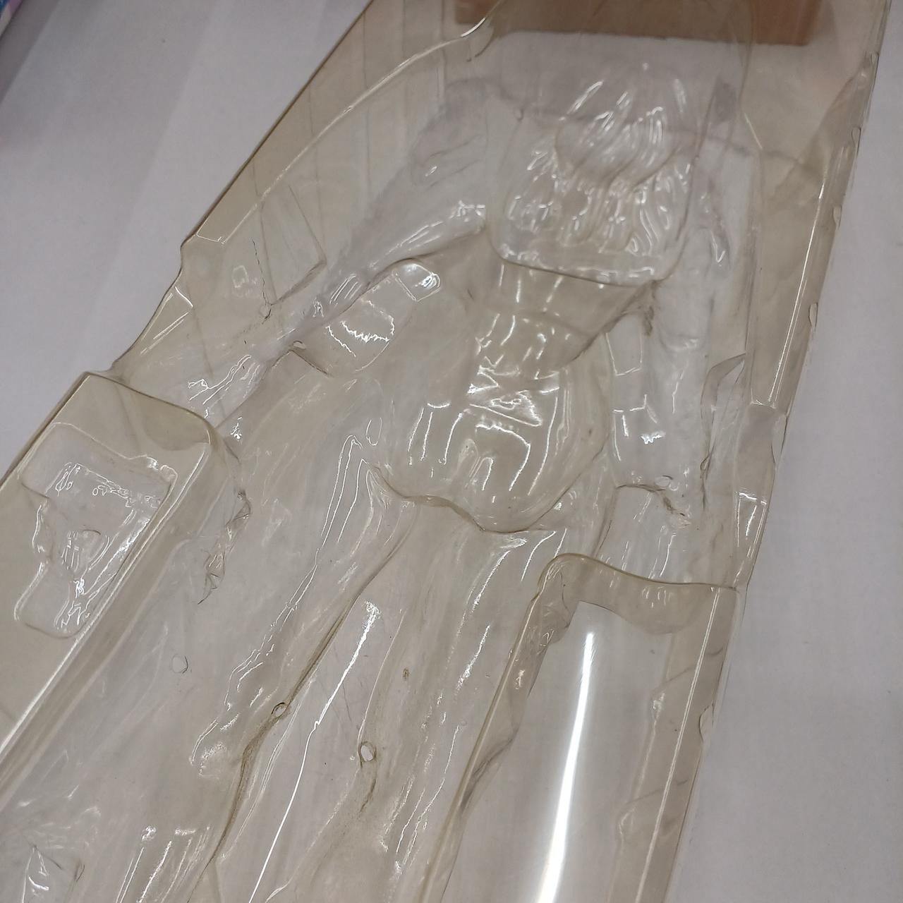 プラスチックケースにカビシミあり