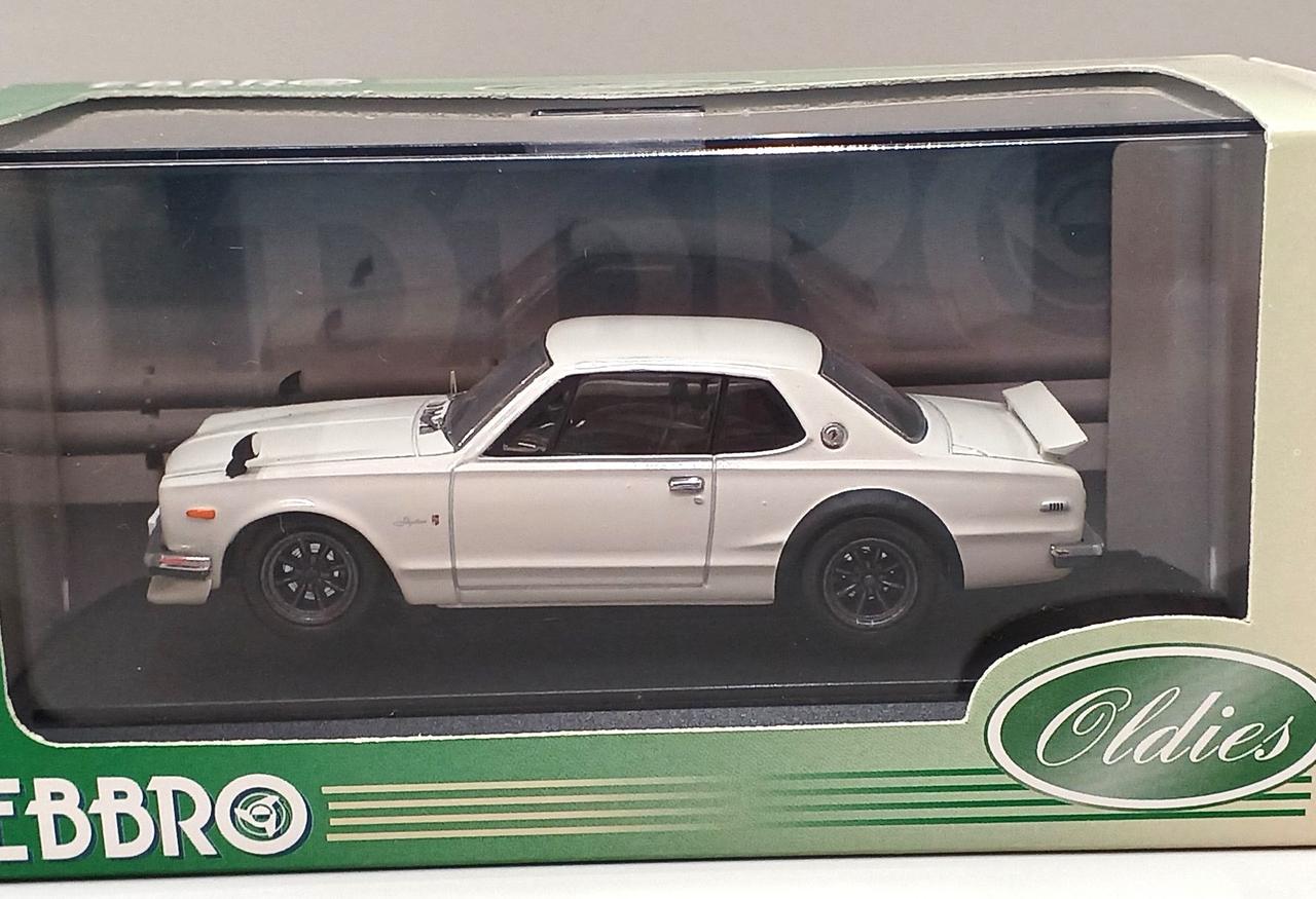 スカイライン GT-R EBBRO KPGC10 ＋ KPGC110 2台セット EBBRO 1/43 日産 SKYLINE 2000GT-R KPGC10 1971 44025 44026 GT