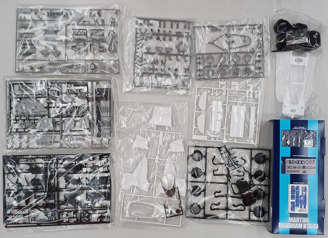 パーツは写真に写っているもので全てです