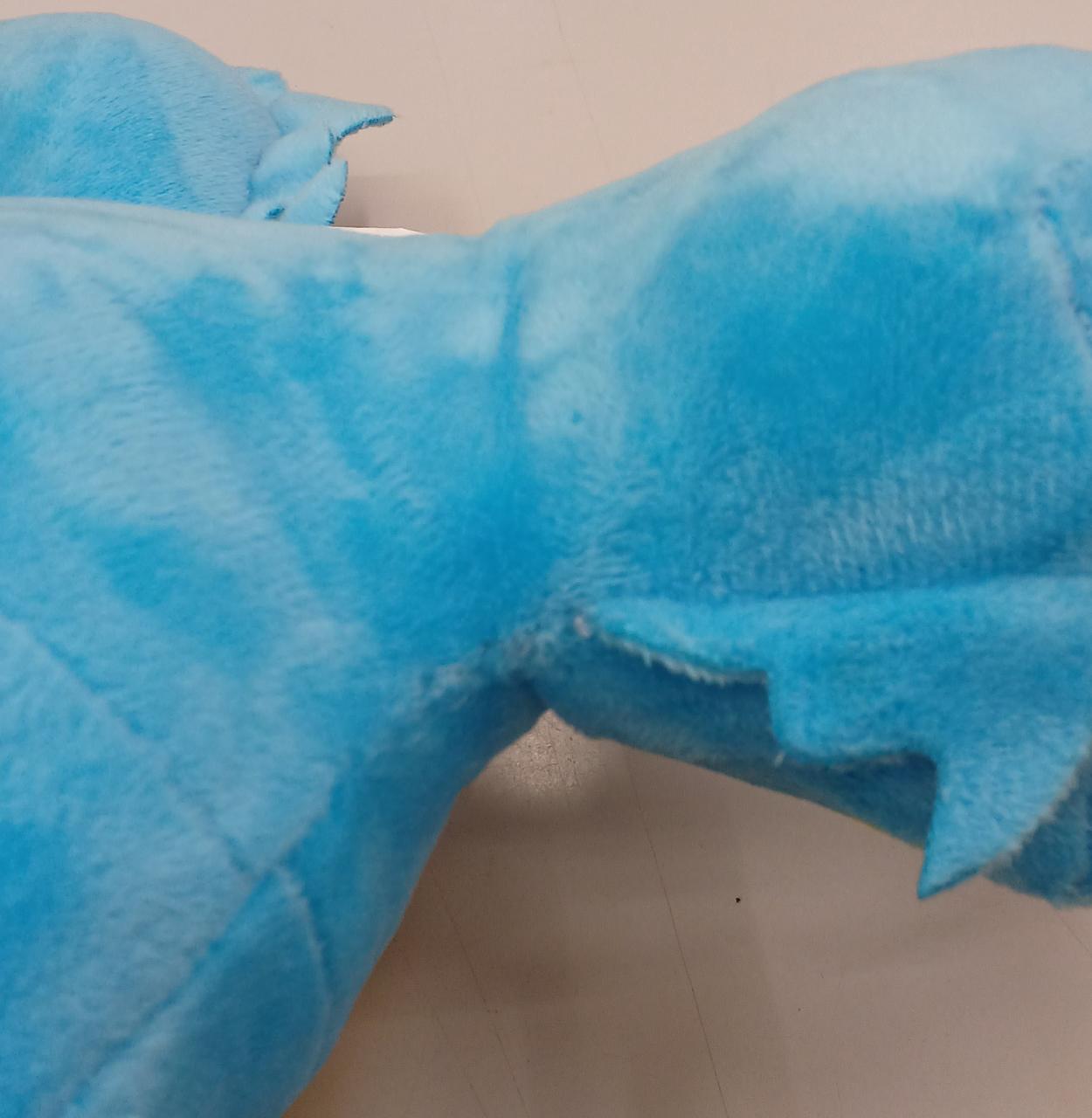 糸のほつれあり、一部綿が出ています
