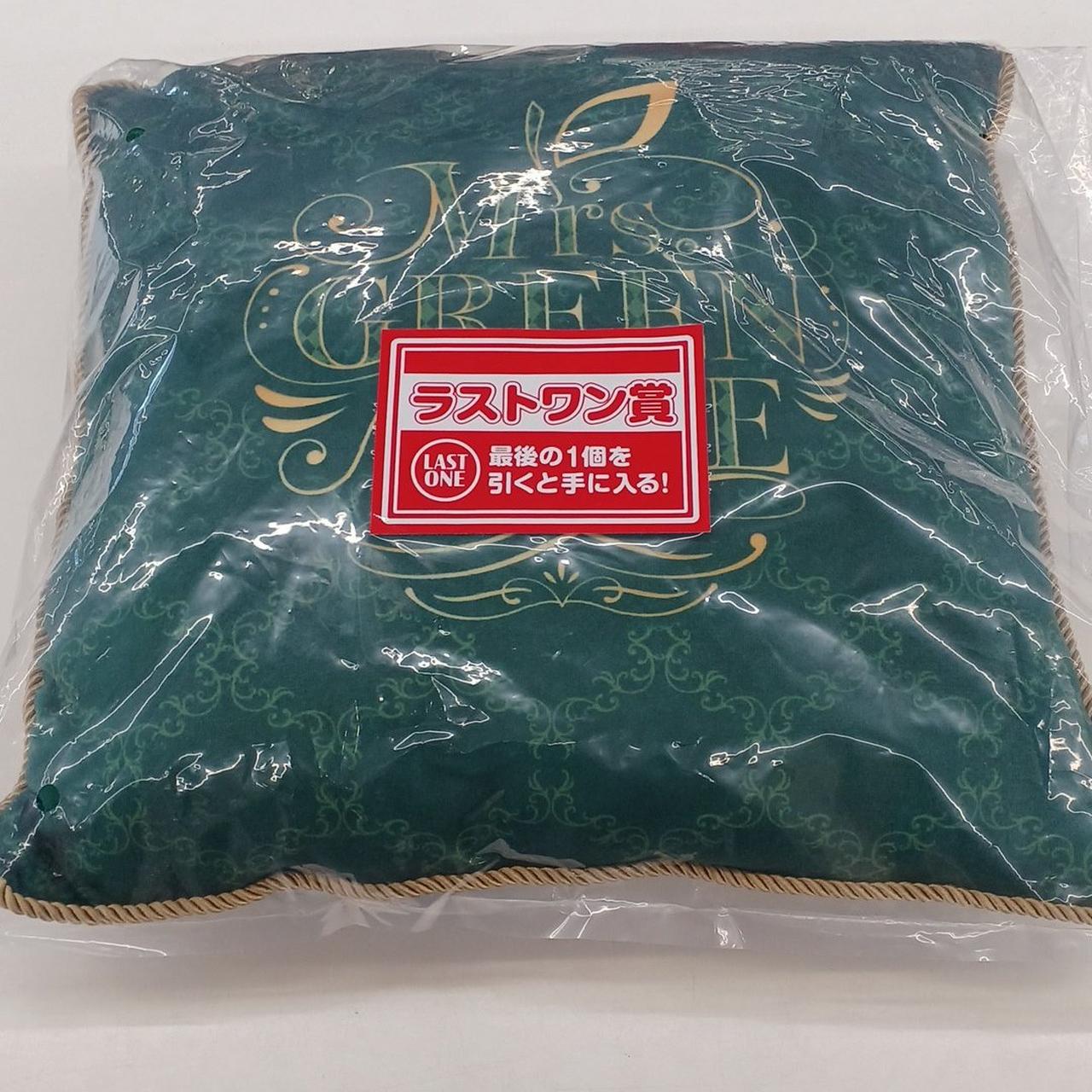 Mrs. GREEN APPLE LAST ONE クッション