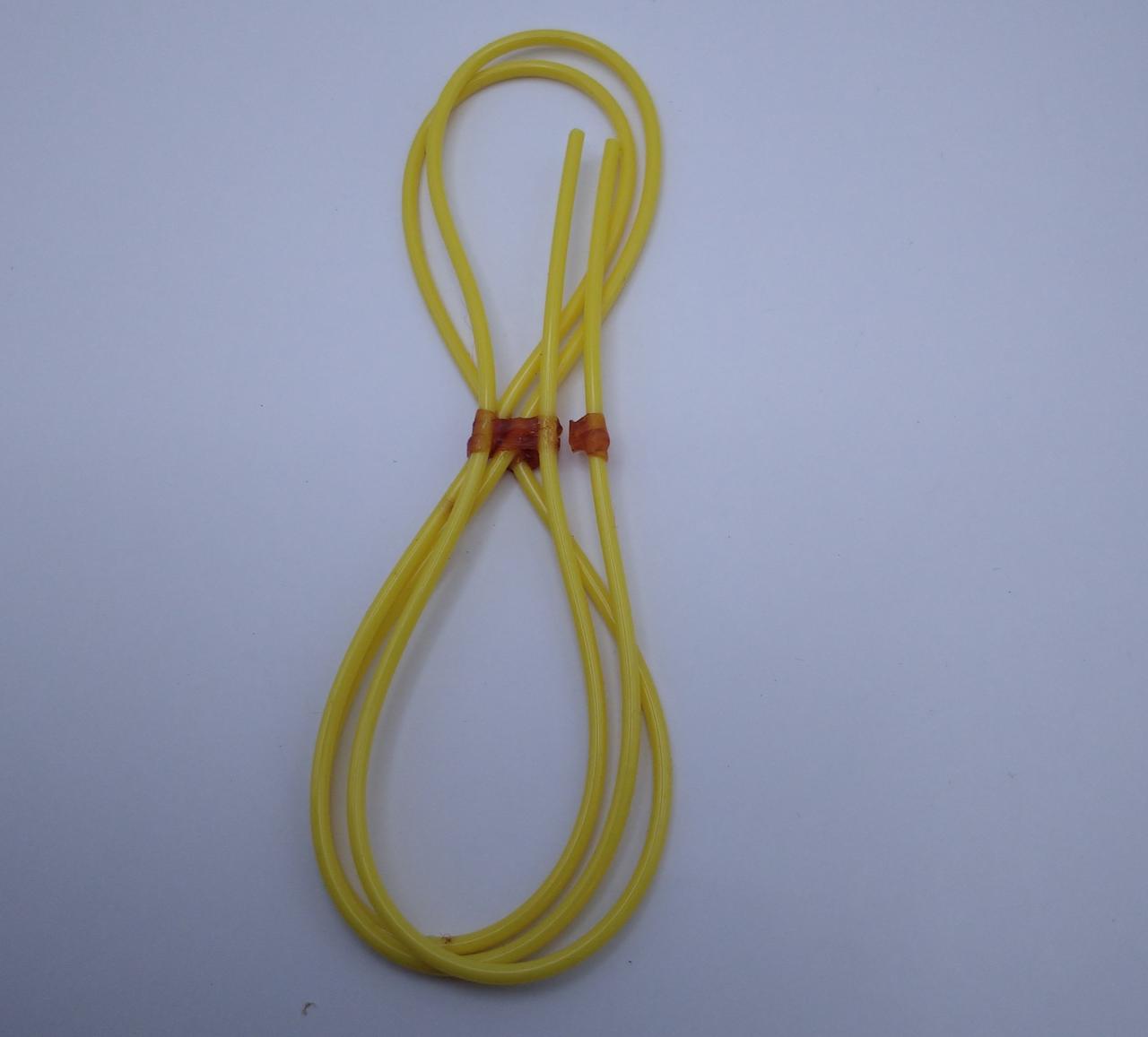 経年劣化の為輪ゴム同化してます。