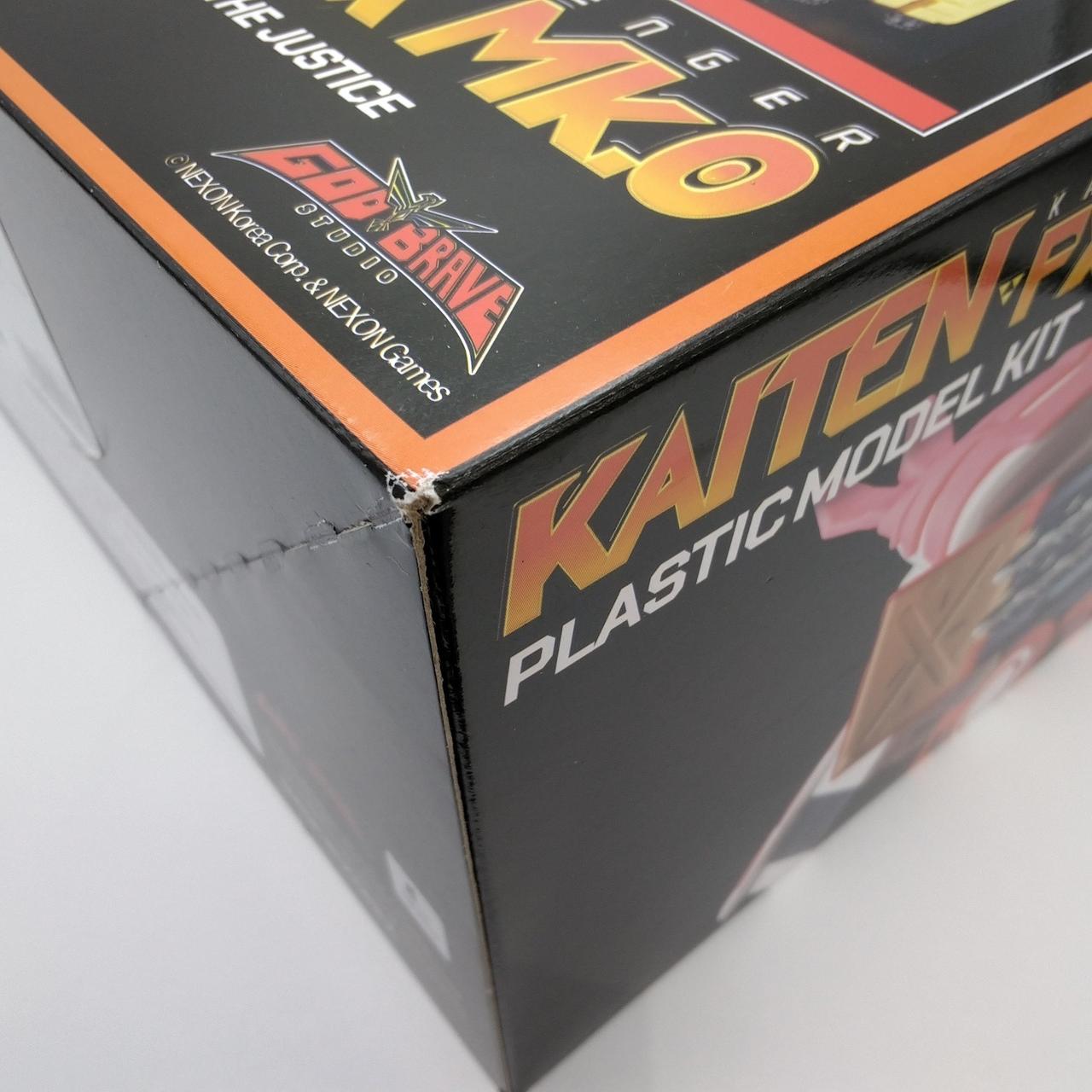 箱に傷みあり。