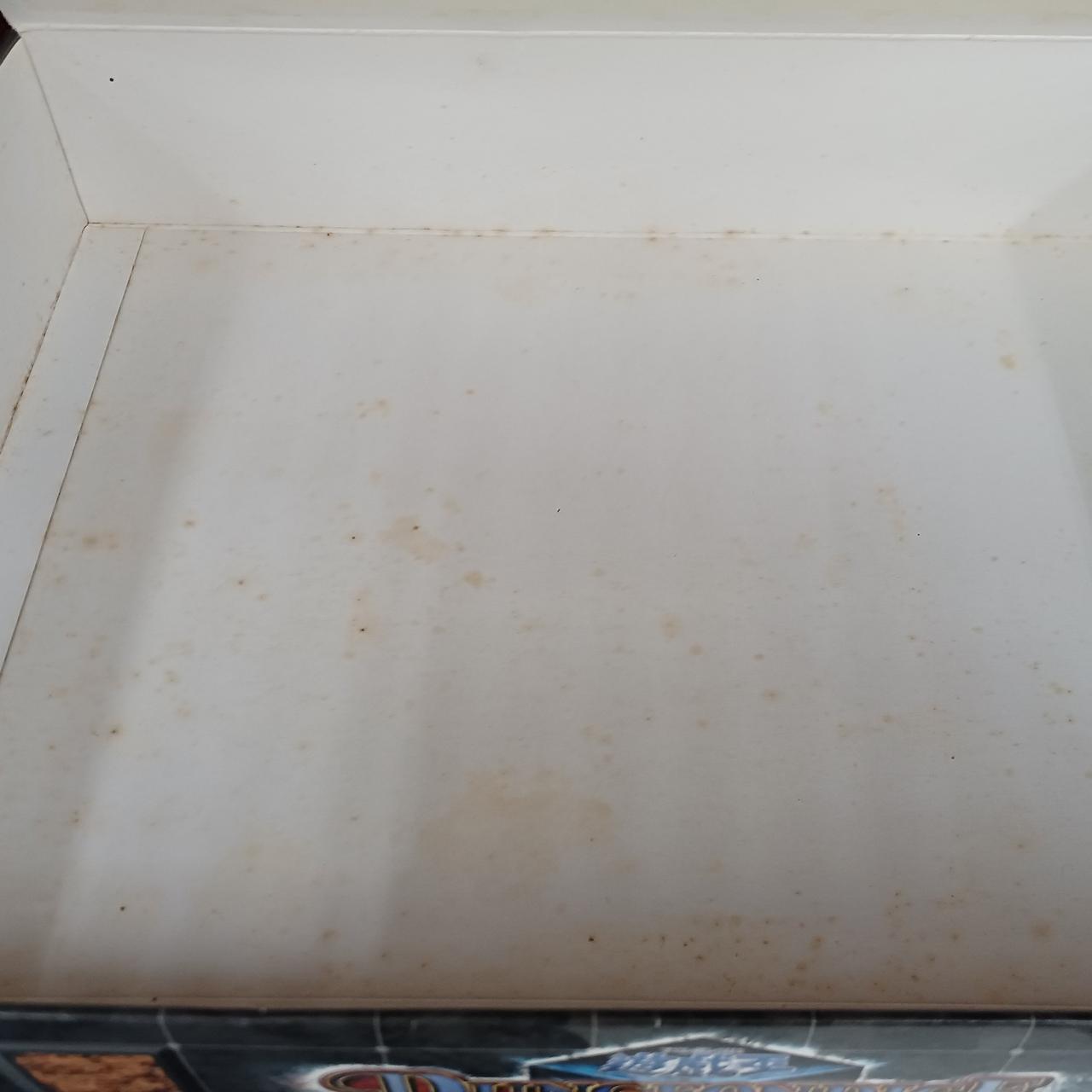 経年劣化の為シミあり