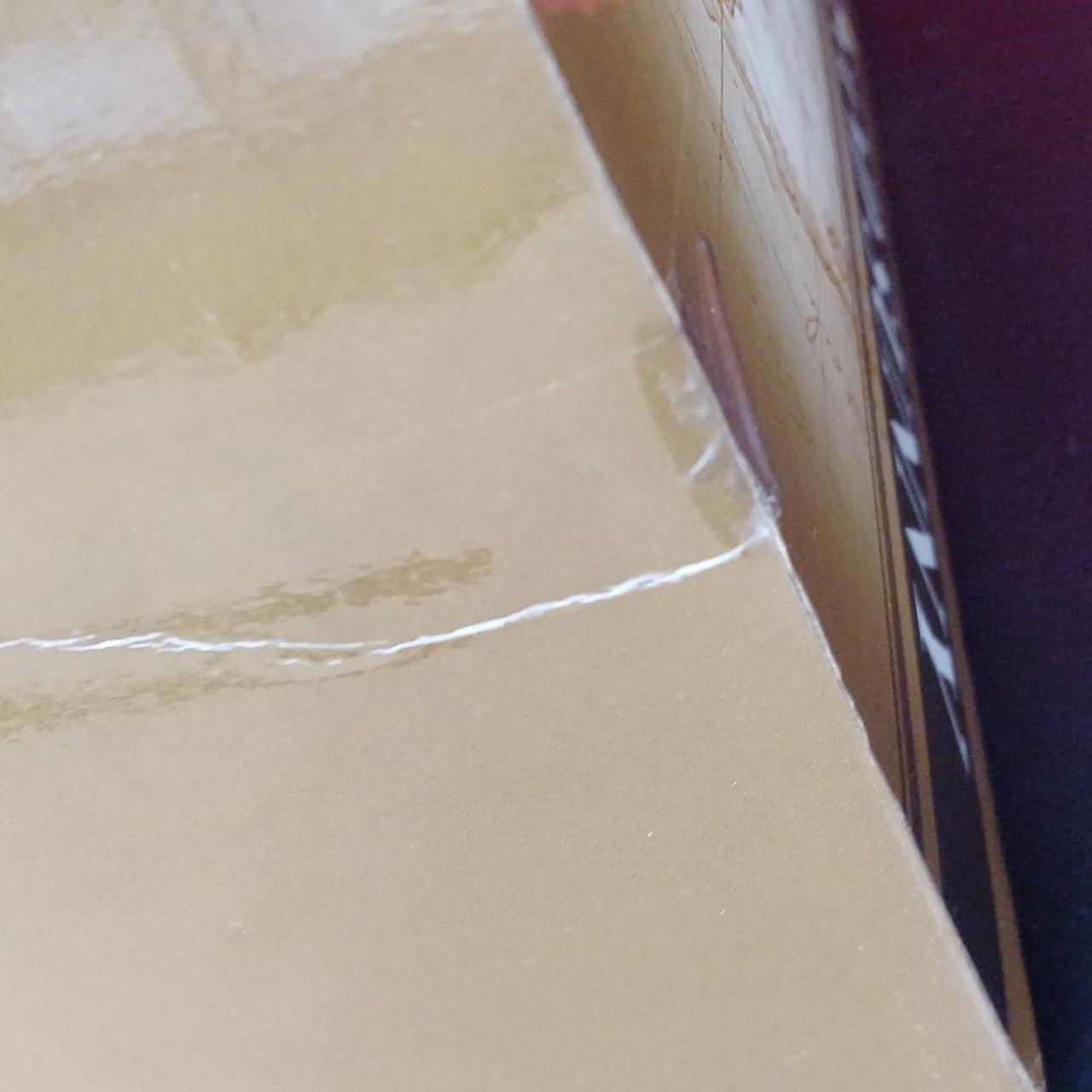 未開封、箱に傷みあり