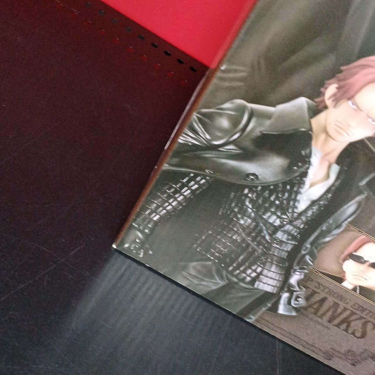 箱に傷みあり