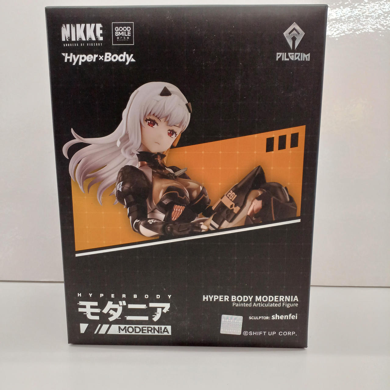 Hyper Body モダニア