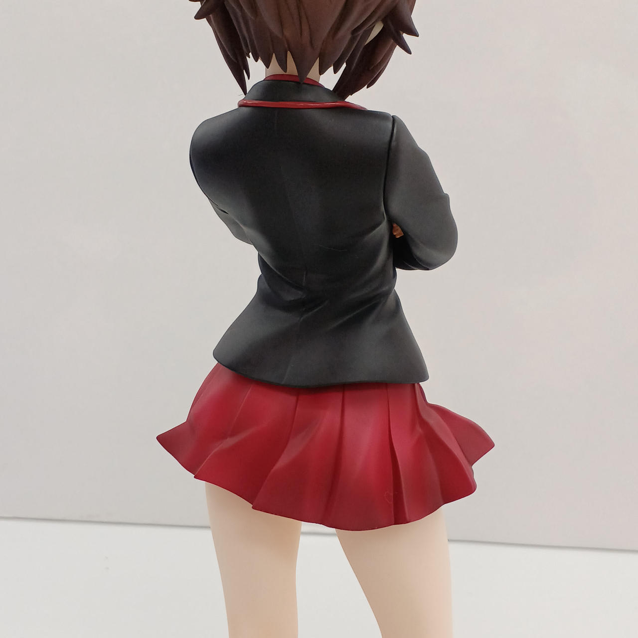 新品　キューズQ 西住まほ フィギュア ガールズ&パンツァー ガールズ＆パンツァー 劇場版 西住まほ 1/7 完成品フィギュア