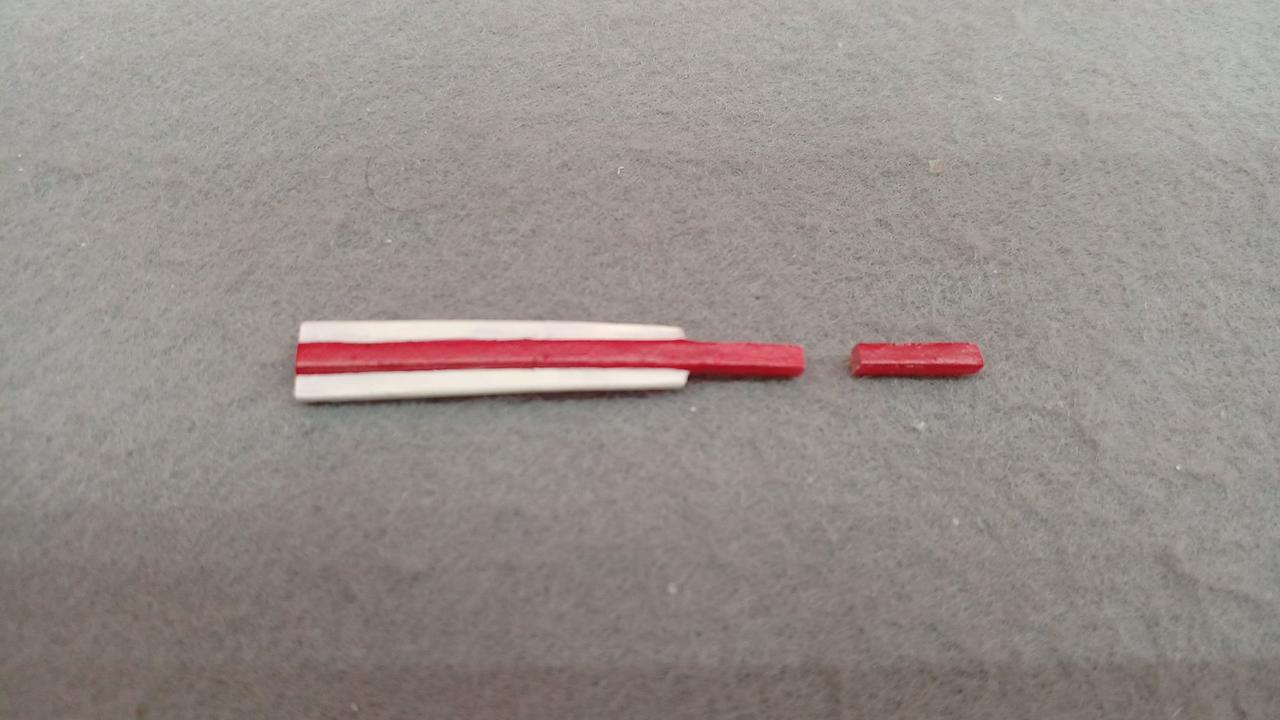 扇子パーツ破損あり