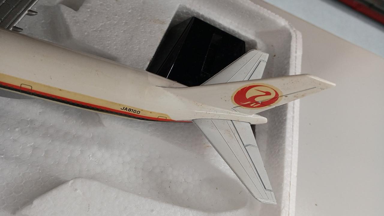 キズ、ヨゴレあり