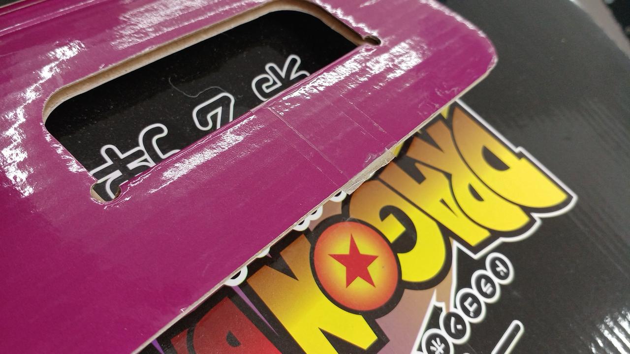 取っ手のテープ切れています。