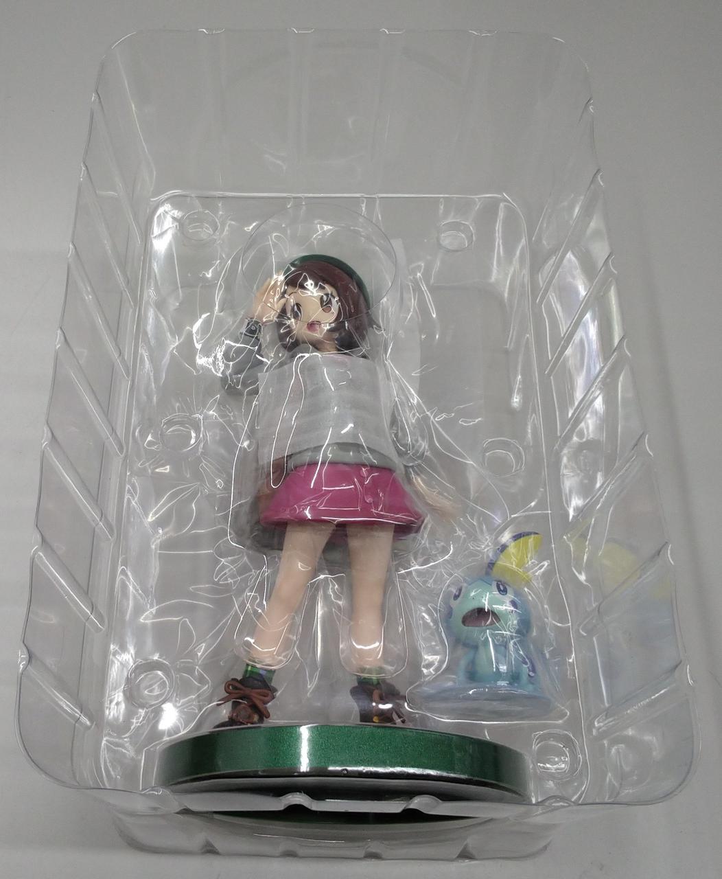 【限定セール】マリィ、ユウリ2体セット【新品未開封】コトブキヤ コトブキヤ(KOTOBUKIYA)|POKEMON FIGURE SERIES ユウリ WITH