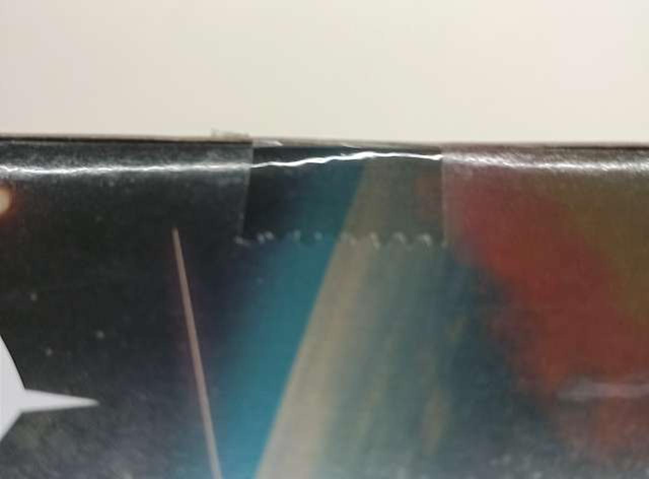 箱　テープ貼付部分