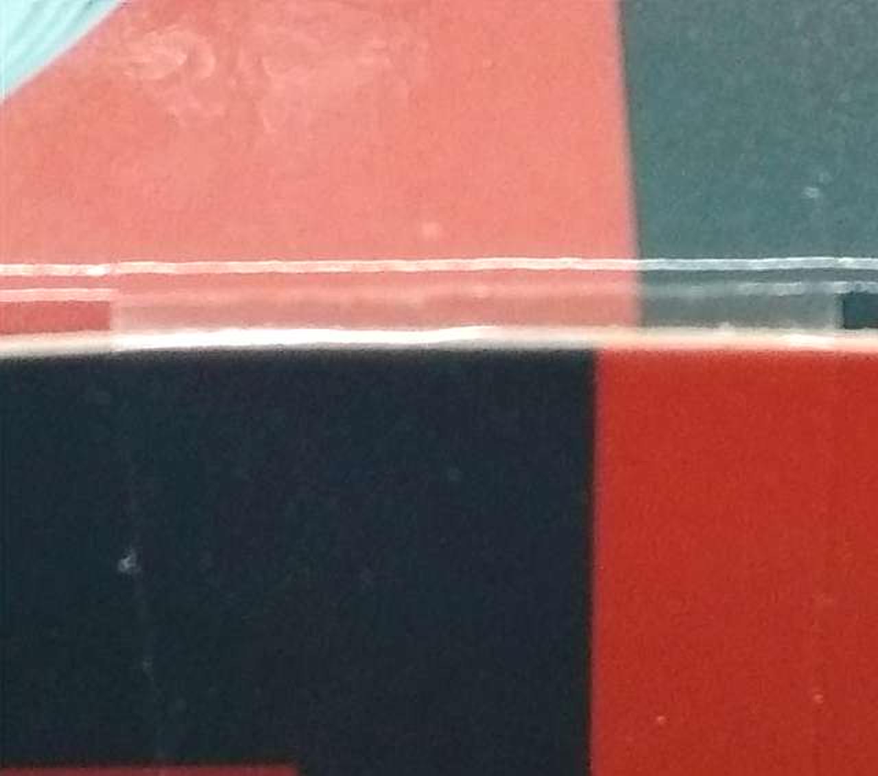 箱　テープ貼付部分