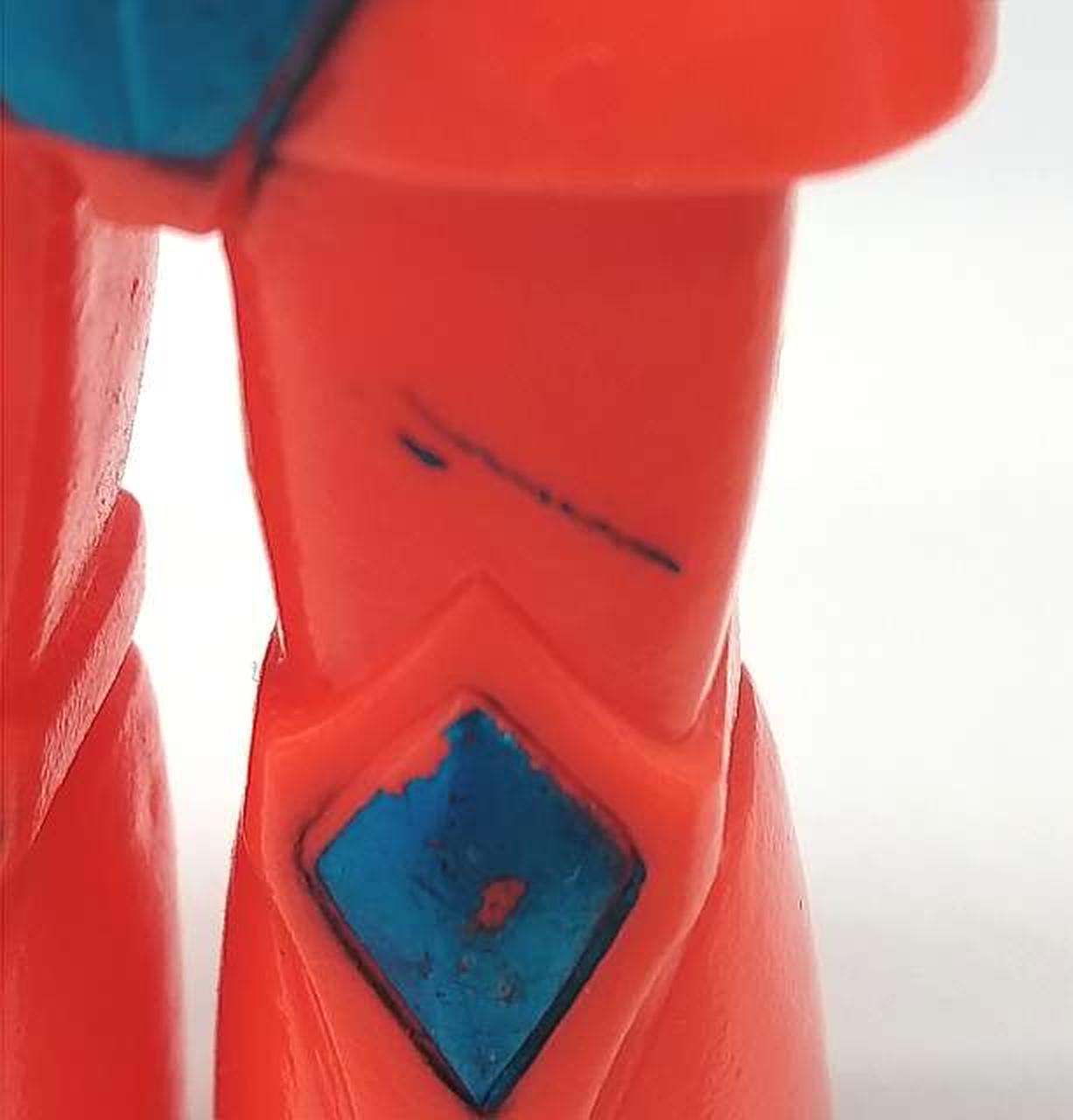 正面脚部汚れあり