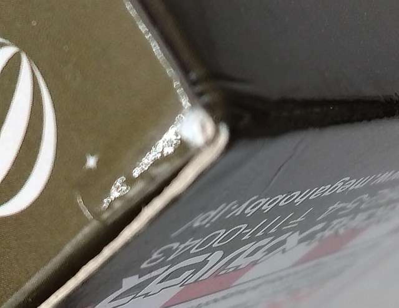 箱の角に擦れあり