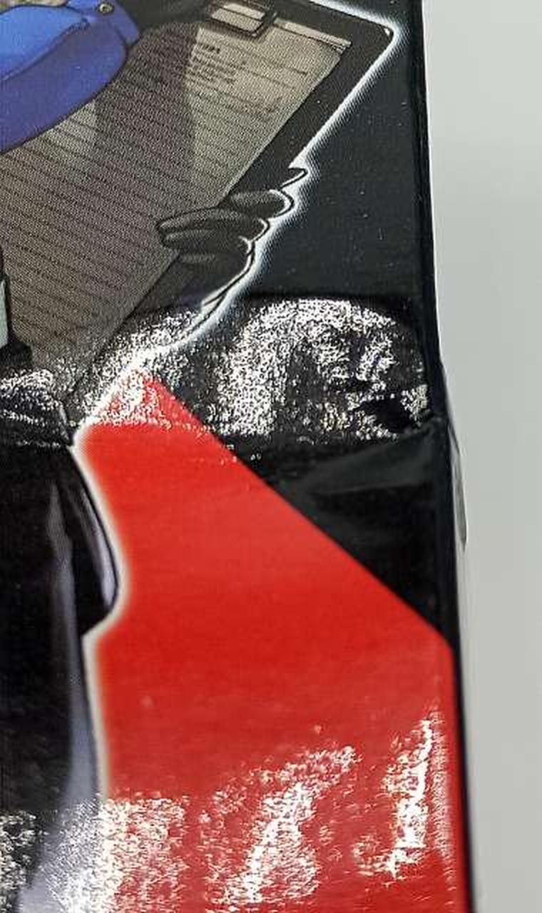 箱　つぶれ部分