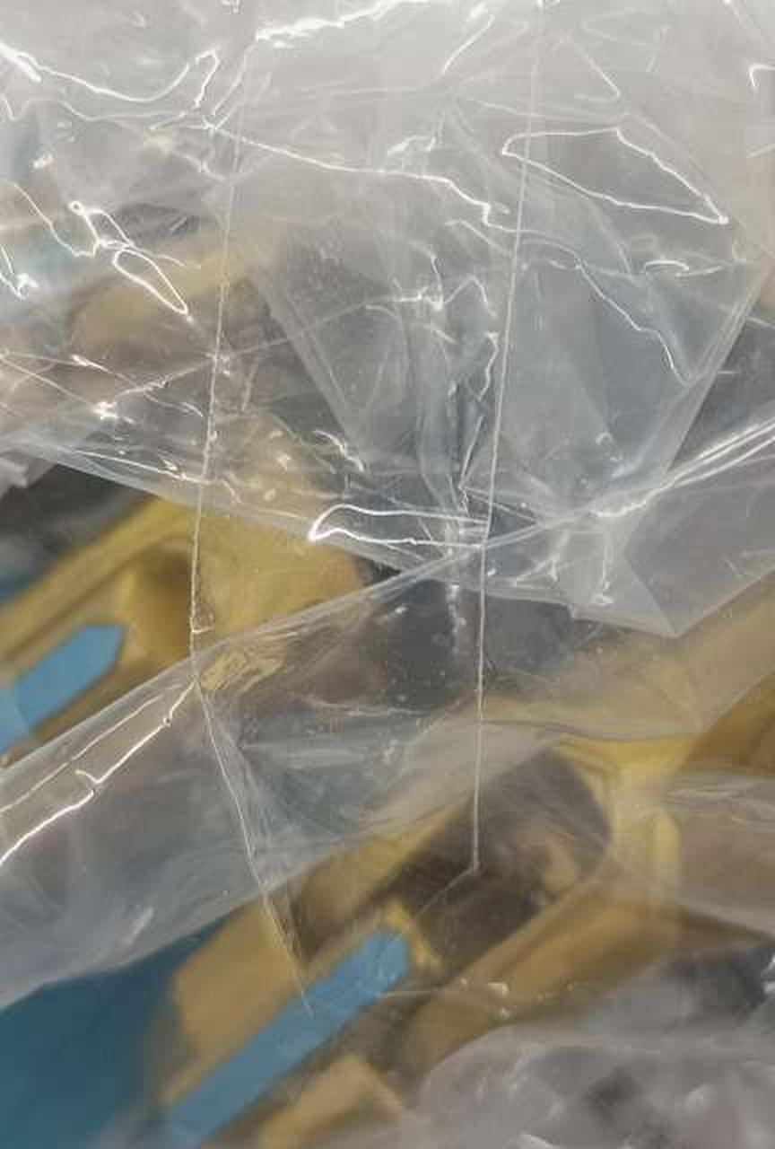 本体　テープ貼付部分