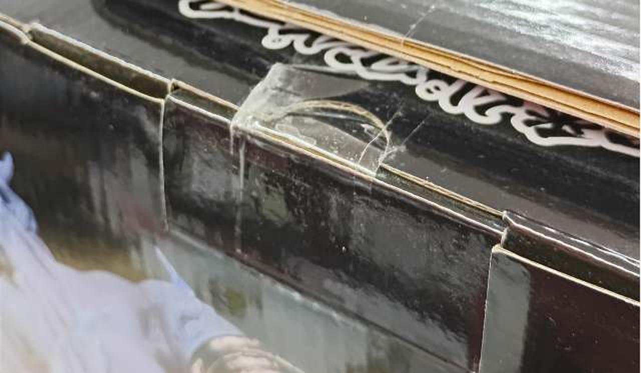 商品　テープ貼付部分②