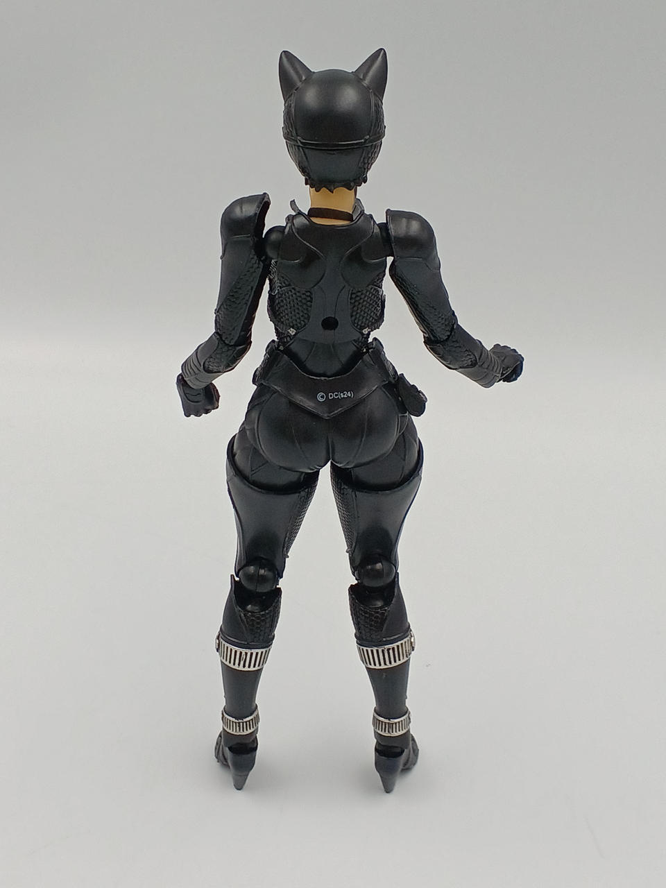 新品未開封 　アメイジング・ヤマグチ キャットウーマン Amazon.co.jp: リボルテック アメイジング・ヤマグチ キャット