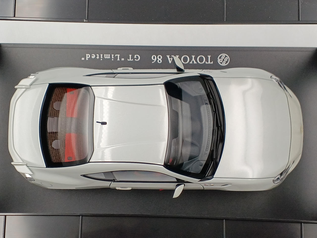 オートアート オウト(AUTOart)|1/18スケール車|【ハードオフ公式通販