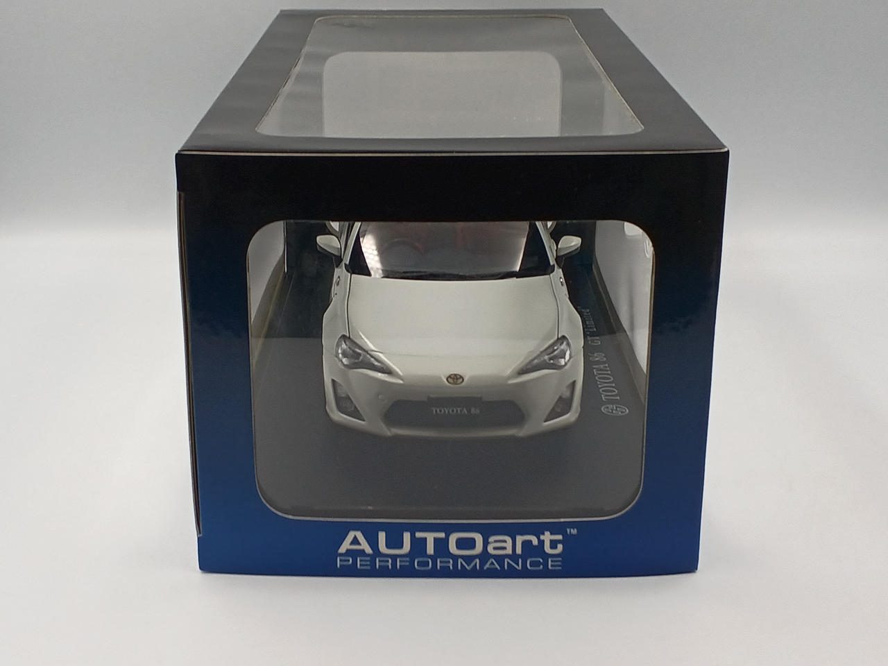 オートアート オウト(AUTOart)|1/18スケール車|【ハードオフ公式通販