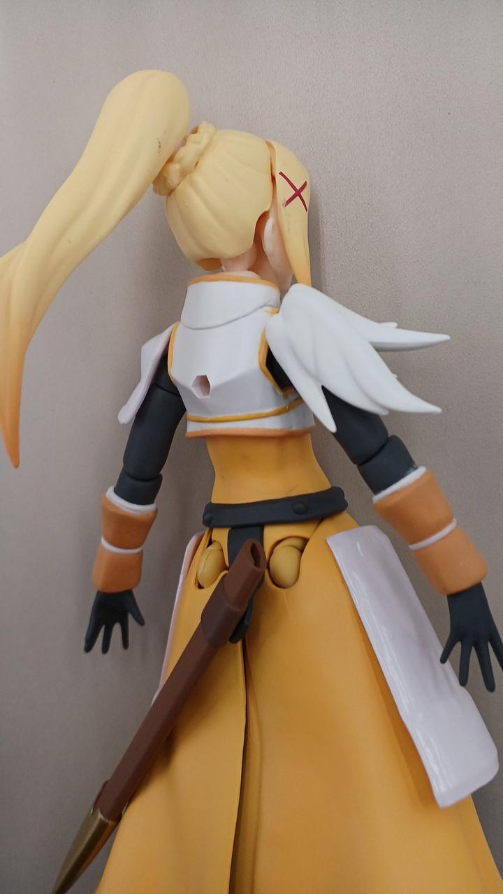 本体スレキズあり